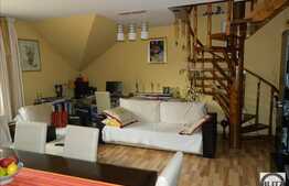 3 camere, 90 mp utili, imobil nou, scara interioara, parcare, zona Nora!