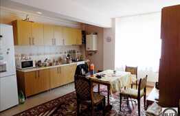 De vanzare apartament 3 camere, 90 mp, garaj, zona strazii Campului