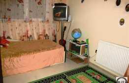 Vanzare apartament 4 camere, 87,8 mp, terasa 66 mp, zona Oncos