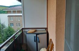 Apartament 4 camere, 80 mp, cu scara interioara, cu parcare