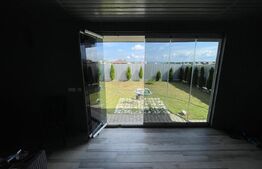 | Casa de vanzare | Cartier Izvor | Mobilat/utilat | Terasa | Curte |