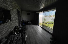 | Casa de vanzare | Cartier Izvor | Mobilat/utilat | Terasa | Curte |