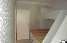 2 camere, 69 mp, balcon, etaj intermediar, zona Stejarului! Parcare cu CF!