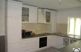 2 camere, 69 mp, balcon, etaj intermediar, zona Stejarului! Parcare cu CF!