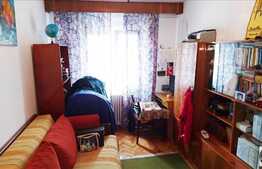 Vanzare apartament 4 camere, 71 mp, boxa, loc de parcare, zona strazii Donath