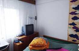 Vanzare apartament 4 camere, 71 mp, boxa, loc de parcare, zona strazii Donath