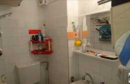 Vanzare apartament 4 camere, 71 mp, boxa, loc de parcare, zona strazii Donath