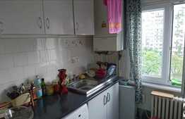 Vanzare apartament 4 camere, 71 mp, boxa, loc de parcare, zona strazii Donath