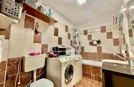 Apartament 2 camere, 43 mp, parcare, in zona Teilor