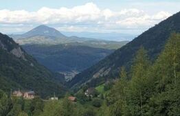 Teren 13.570 mp, Moieciu Pestera