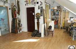 Mansarda cu 1 camera, 48 mp, loc de parcare cu CF, zona Eroilor!