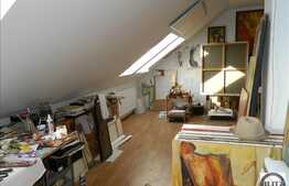 Mansarda cu 1 camera, 48 mp, loc de parcare cu CF, zona Eroilor!