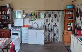 Casa individuala de vanzare cu teren generos !!!