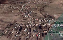 Casa locuibila cu teren generos 2100 mp, front 37,5 ml in Salicea!