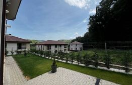 Duplex la cheie, la marginea padurii, zona Cetatea Fetei