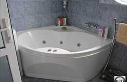 Vanzare 3 camere decomandate, etaj intermediar,106 mp, balcon, zona Lidl!