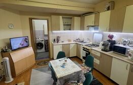 Apartament 2 camere, 47 mp, centrala proprie, zona Piata 1 Mai 