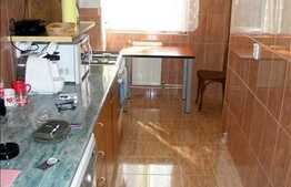 Vanzare 2 camere, 46 mp in zona strazii Parang