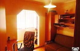 De vanzare apartament 4 camere, 78 mp, garaj, boxa subsol, zona strazii Fabricii