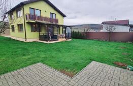 Casa individuala, 4 camere, garaj, terasa, 550 mp de teren, Luna de Sus