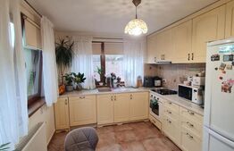 Casa individuala, 4 camere, garaj, terasa, 550 mp de teren, Luna de Sus