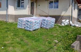 Casa 2 camere, 81 mp utili + 2225 teren , în satul Rediu