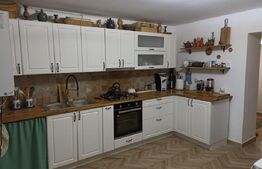 Casa 2 camere, 81 mp utili + 2225 teren , în satul Rediu