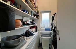 Casǎ cu 4 camere, zona Sânpetru 