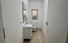 Casǎ cu 4 camere, zona Sânpetru 