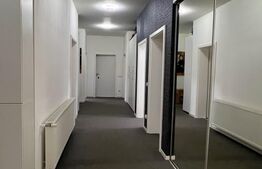 Casǎ cu 4 camere, zona Sânpetru 