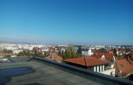 Imobil de birouri, 610 mp