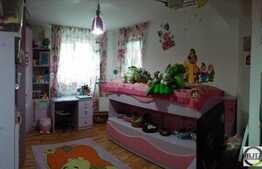 Vanzare apartament, 3 camere, decomandat, 104 mp utili, zona Grand Hotel Italia