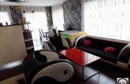 De vanzare apartament 3 camere, 81 mp, parcare, zona strazii Buna Ziua