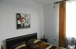 Apartament cochet cu 3 camere, 2 locuri parcare, zona strazii Eroilor!
