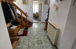 Casă cu 6 Camere în Predeal, cu Vedere Spre Munte