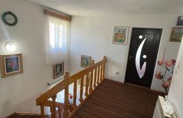 Casă cu 6 Camere în Predeal, cu Vedere Spre Munte