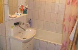 3 camere, 62 mp, decomandat, etaj intermediar, zona Complex Nora