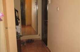 3 camere, 62 mp, decomandat, etaj intermediar, zona Complex Nora