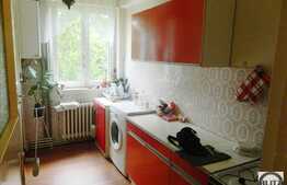 De vanzare apartament 3 camere, 62 mp, boxa subsol, zona strazii Aleea Azuga