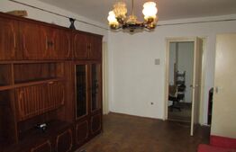 Apartament 3 camere, 70 mp, zona Hotel Royal