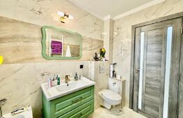 Apartament 3 camere, 2 bai, 72 mp, parcare,  zona Eroilor