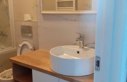 Apartament cu 2 camere, lux, prima inchiriere, terasa, zona Iulius Mall