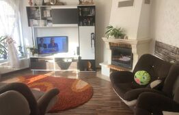 Casa in Sanpetru - placuta cu gradina cocheta