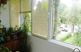 Vanzare apartament 3 camere, 60 mp, decomandat, zona strazii Liviu Rebreanu