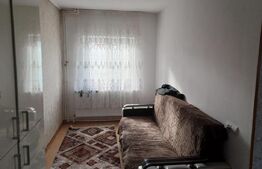 Casa Individuala de vanzare, 220 mp utili, 300 mp teren, front 17 ml