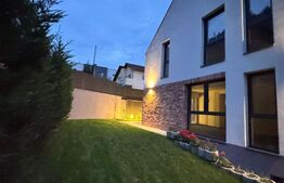 Casa individuala smart, 200 mp, 300mp teren, 5 dormitoare, , zona Vivo