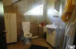 De vanzare apartament 5 camere, 140 mp, parcare, zona strazii Bulevardul Muncii