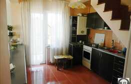 De vanzare apartament 5 camere, 140 mp, parcare, zona strazii Bulevardul Muncii