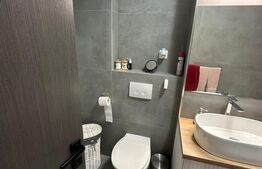Apartament cu 3 camere si 2 bai  zona Petrom 