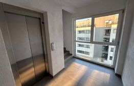 Apartament cu 3 camere si 2 bai  zona Petrom 